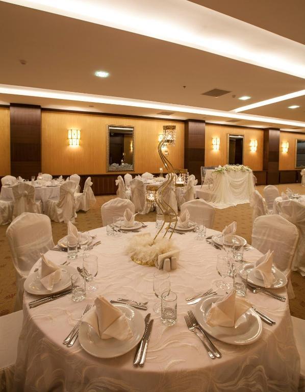 Safir Hotel Gaziantep Esterno foto