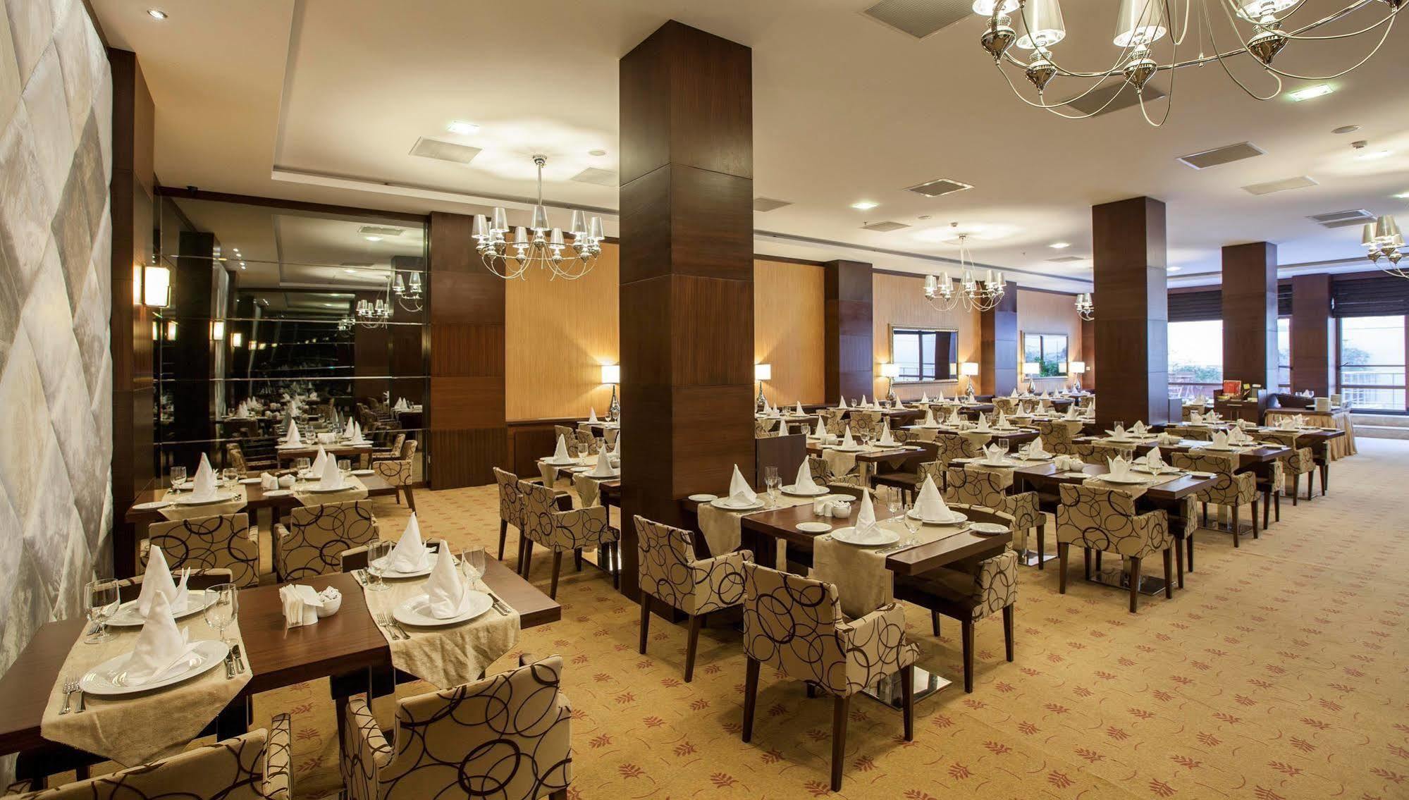 Safir Hotel Gaziantep Esterno foto