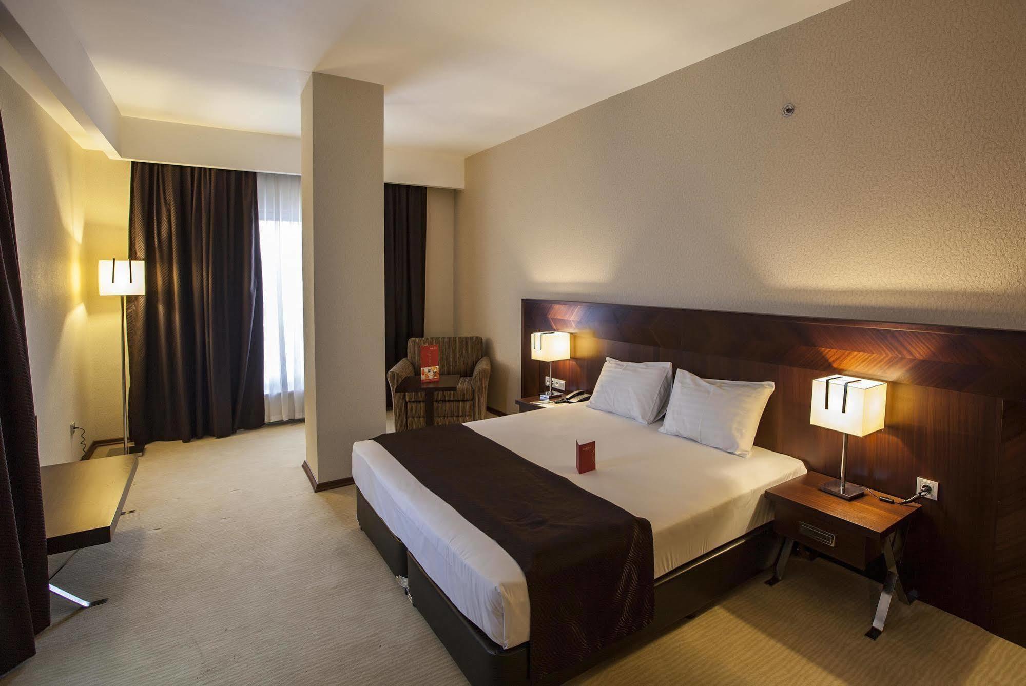 Safir Hotel Gaziantep Esterno foto