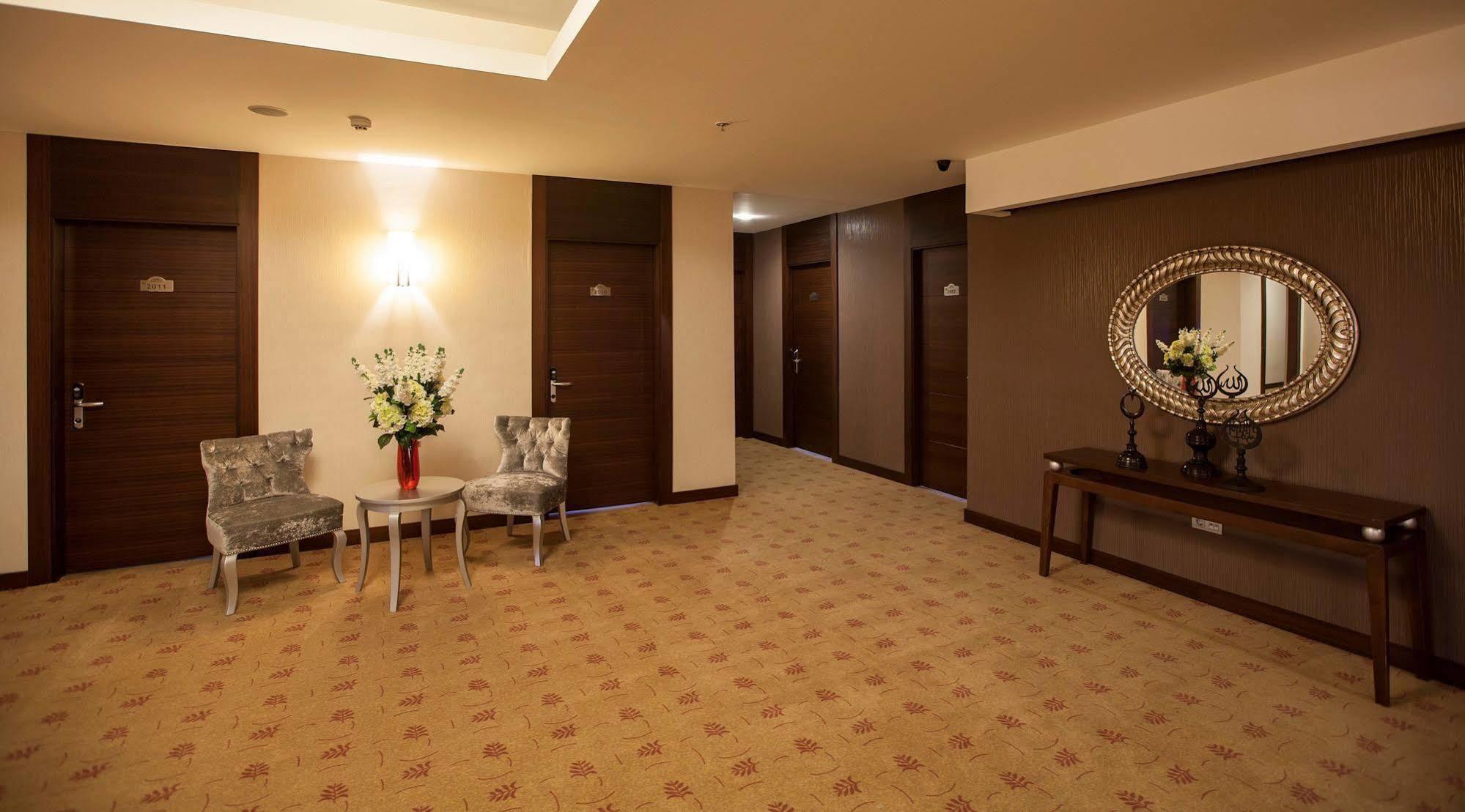 Safir Hotel Gaziantep Esterno foto